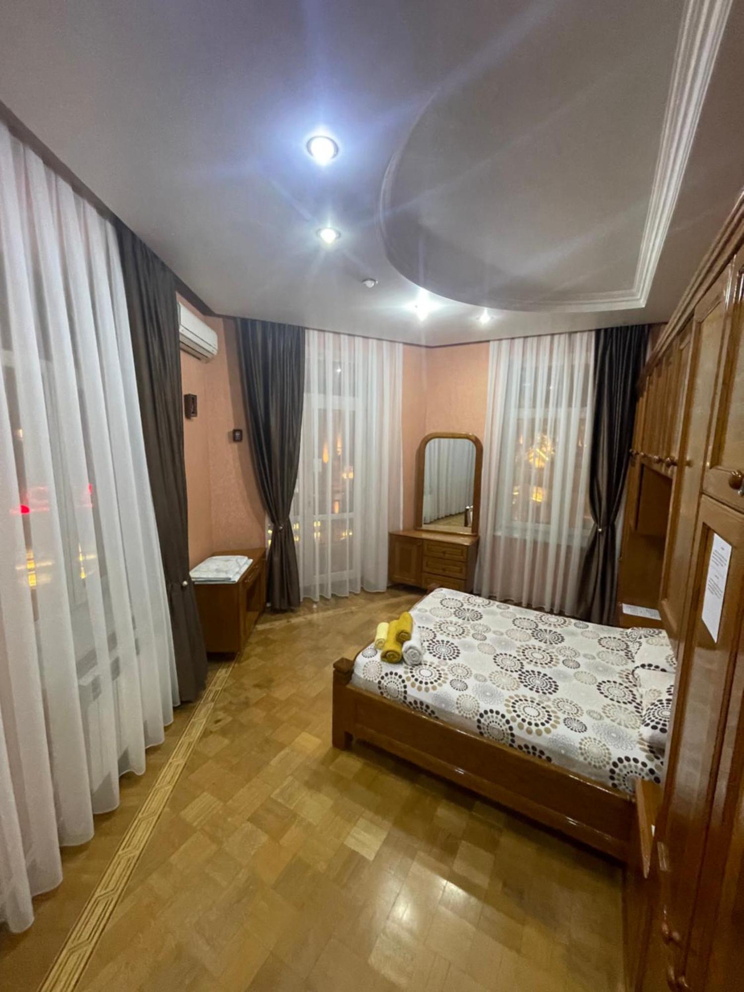 Fountain Square-Balconies In Old Town Apartment Baku Luaran gambar